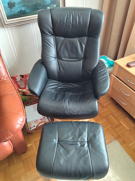 Nojatuoli ja rahi