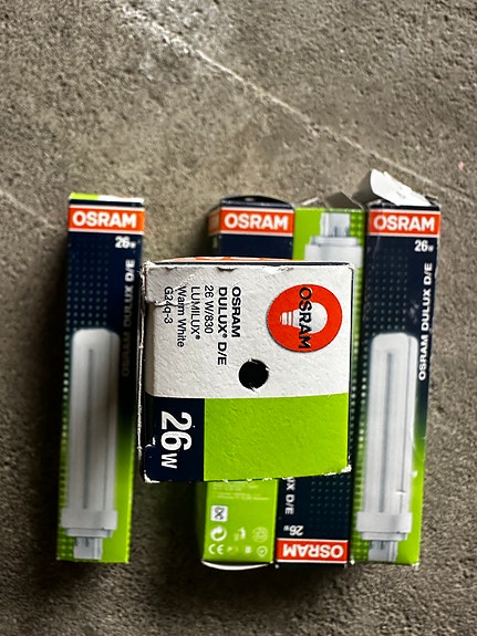 Osram Dulux D/E 26W energiansäästölamput