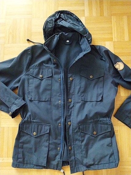Fjällräven takki k. 40