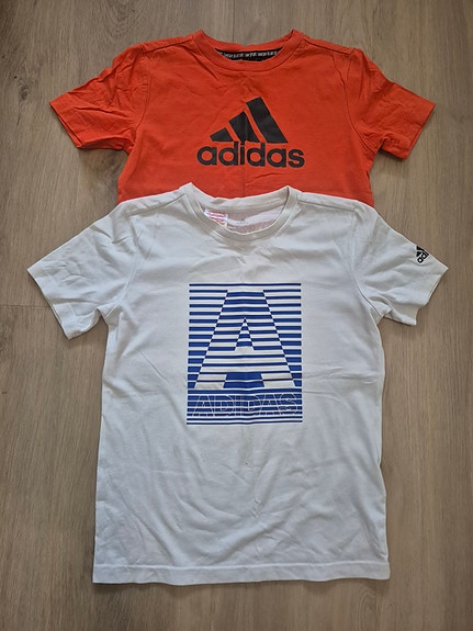 Adidas t-paidat koko 140 cm
