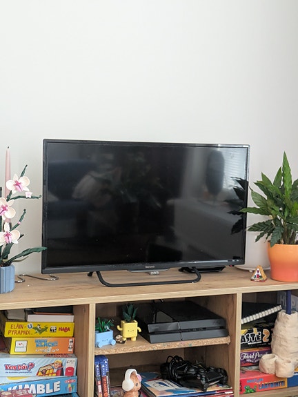 32" TV Telefunken