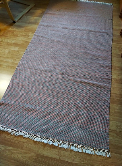 Kudottu räsymatto
