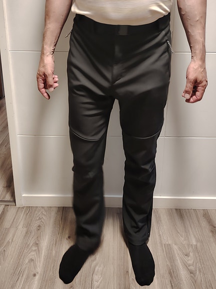 Jack Wolfskin. Kevyesti topatut ulkoiluhousut