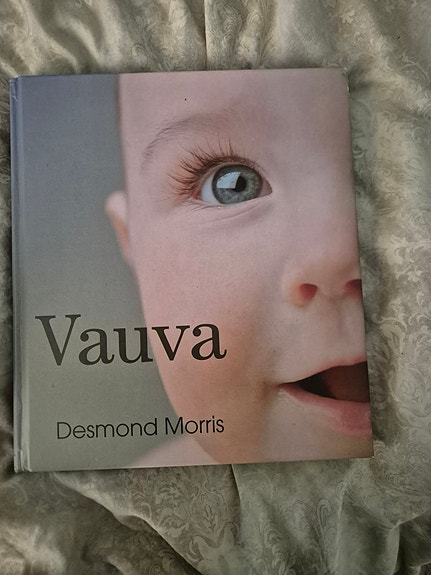 Desmond Morris Vauva -kirja