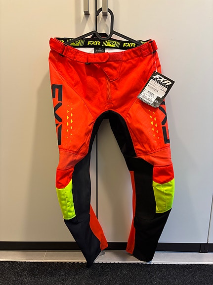 Uudet FXR Clutch Pro MX -crossihousut, koko 28”