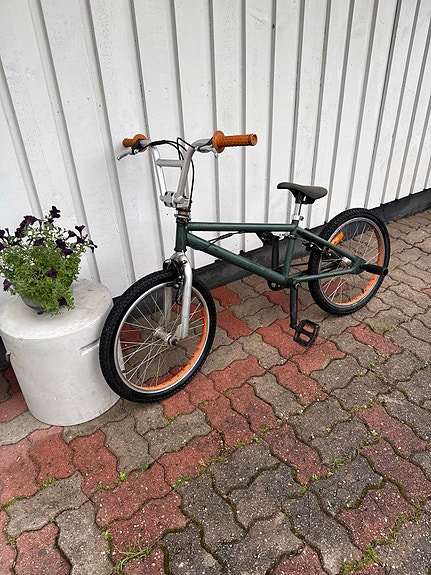 BMX pyörä