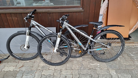 Nakamura Flake 26" alumiinirunkoinen nuorten maastopyörä x 2