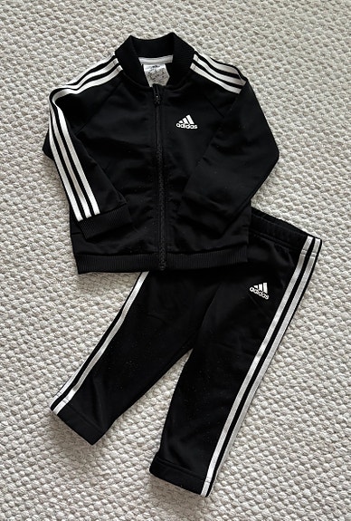 Adidas verkkapuku, koko 80