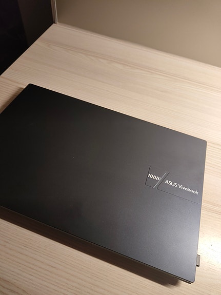 Asus vivobook 15 i3