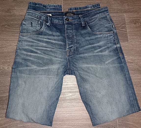 Miesten Jack Jonesin farkut 33/36"