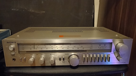 Sony STR-242L viritinvahvistin
