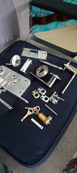 Abloy ulko-oven lukkosarja