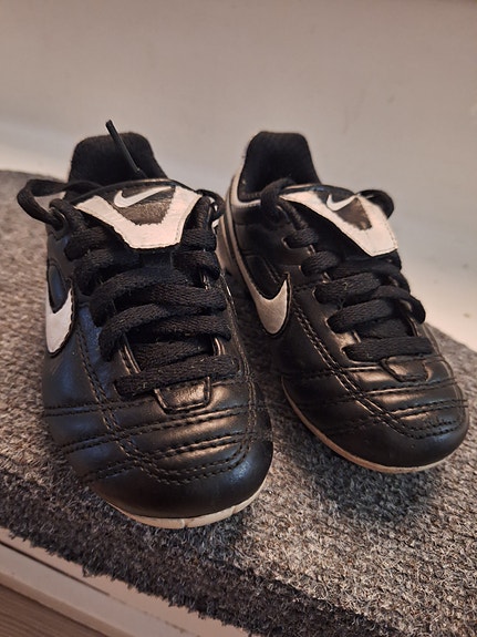 NIKE Nappulakengät