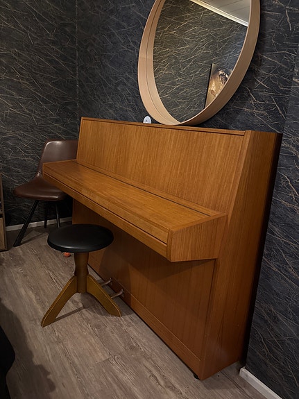 Hellaksen Piano
