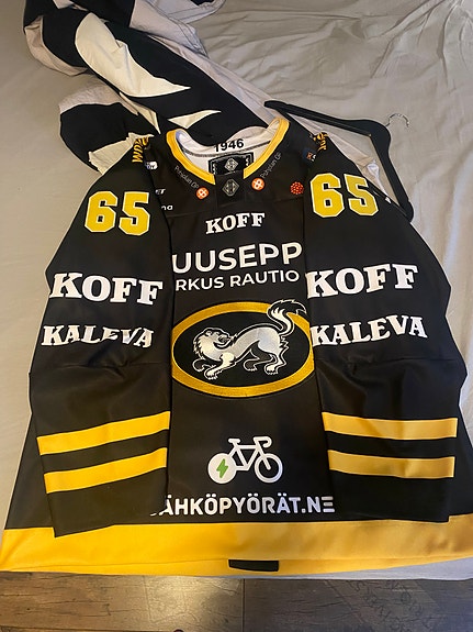 Oulun Kärpät gameworn