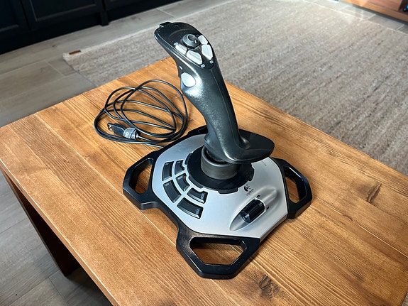 Logitech Extreme 3D Pro Joystick