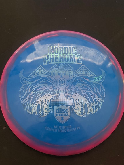 Discmania Nordic Phenom 2 frisbeegolfkiekko