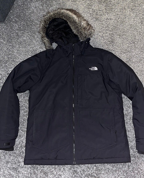 The North Face miesten talvitakki (Koko L)