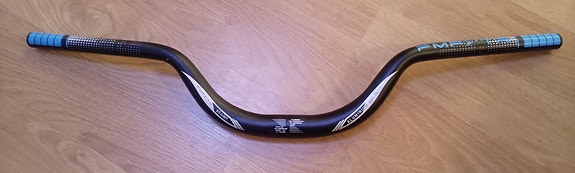 Ohjaustanko 31,8mm 720mm FMF XTR