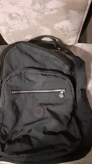 Kipling reppu (tummansininen)