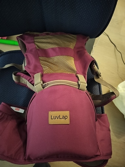 vauvan kantolaukku/ Baby Carrier