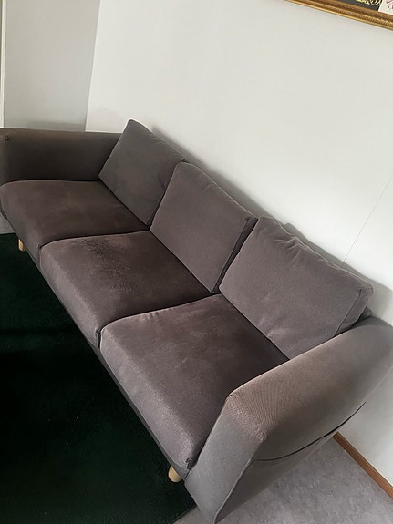 2 kpl IKEA 3-istuttavia sohvia – Hyväkuntoiset