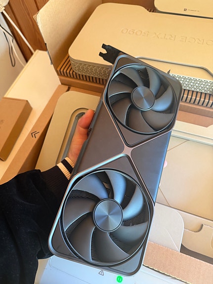 Nvidia GeForce RTX 5090 jäähdytin EI GPU !