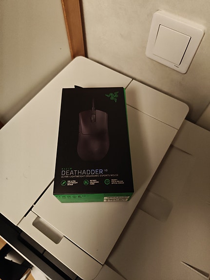 Razer DeathAdder v3 pelihiiri