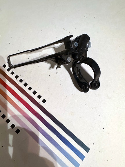 Shimano etuvaihtaja musta
