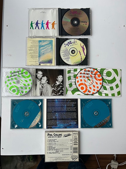 Genesis ja Phil Collins CD-levyt yhteensä