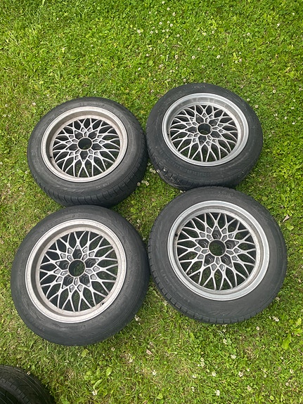 185/60R15