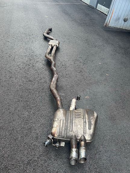 HALVALLA BMW pakoputkisto VAKIO VAIKKA LEIMALLE f10/530d