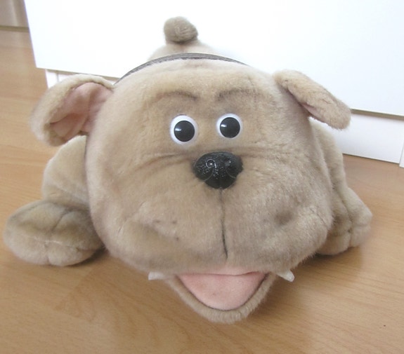 Bulldog pehmolelu