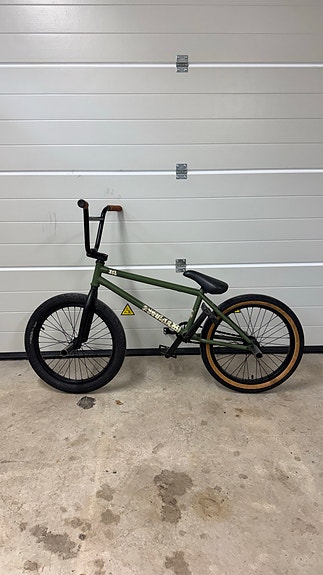 CUSTOM BMX + Osia