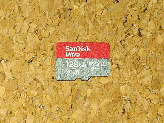 128 GB SanDisk