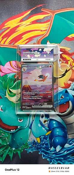 Pokemon charizard