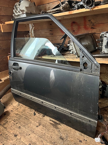 Volvo 940 oikea etuovi