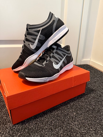 Nike salikengät
