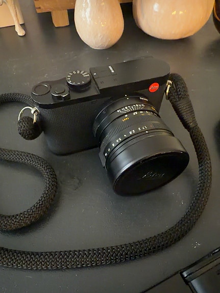 Leica Q2 – Erinomainen kunto – alkuperäinen laatikko + vara-akku