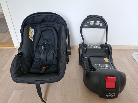 Britax römer turvakaukalo