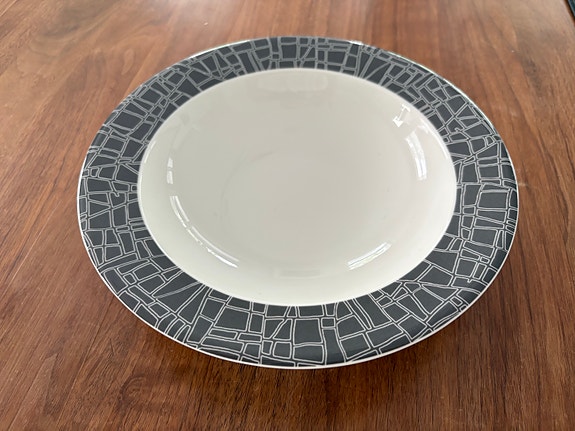Iittala Ego lautanen harmaa kuvioreuna