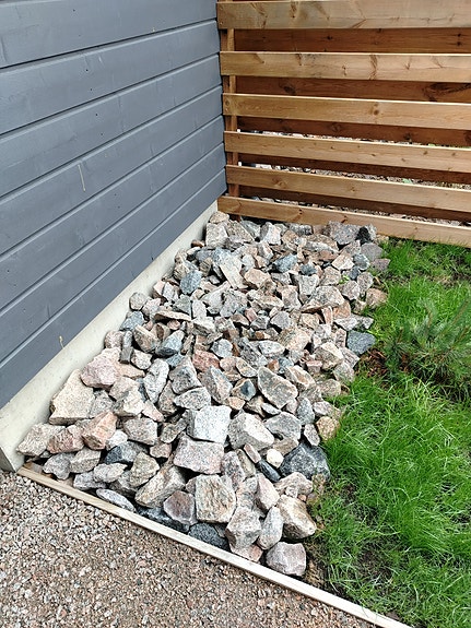 Pihakiviä / luonnonkiviä