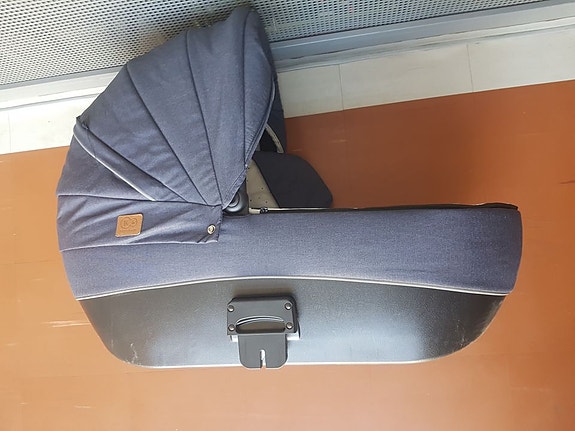 kinderkraft vaunukoppa