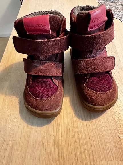 Froddo talvikengät 23