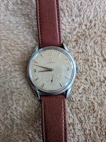 Omega rannekello