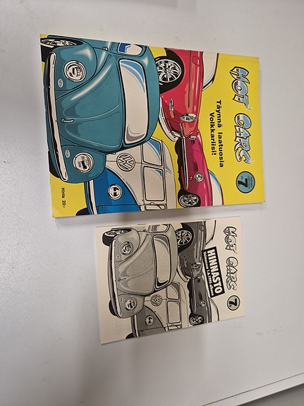 Hot Cars 7 -kirja ja vihko
