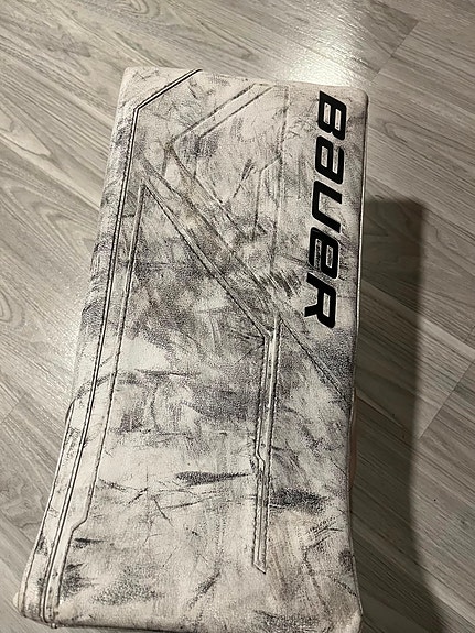 Bauer kilpi maalivahdille
