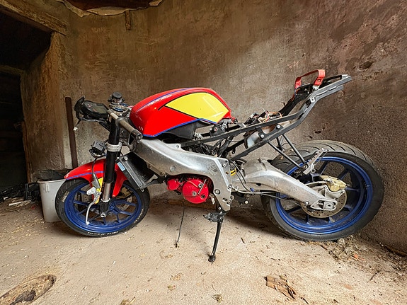 Aprilia 125 RS varaosiksi