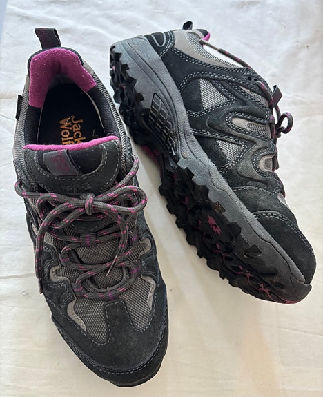 Naisten Jack Wolfskin vaelluskengät 39