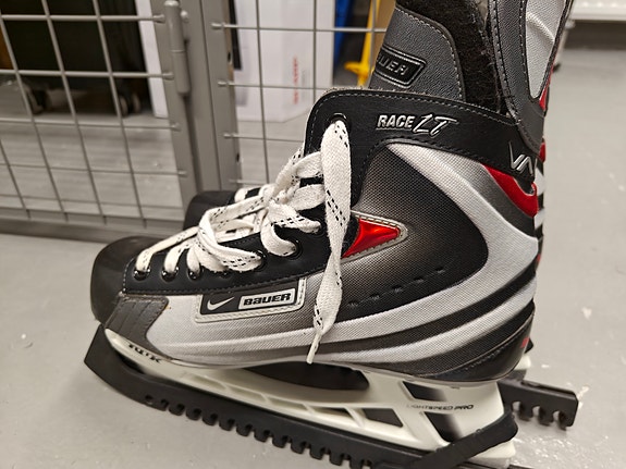 Bauer luistimet